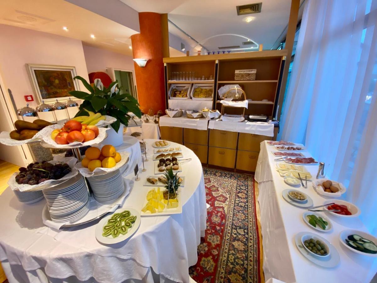 Greif Hotel Maria Theresia Trieste Exterior photo