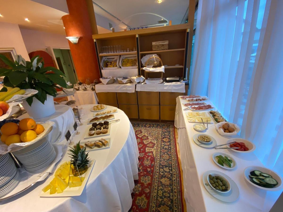 Greif Hotel Maria Theresia Trieste Exterior photo