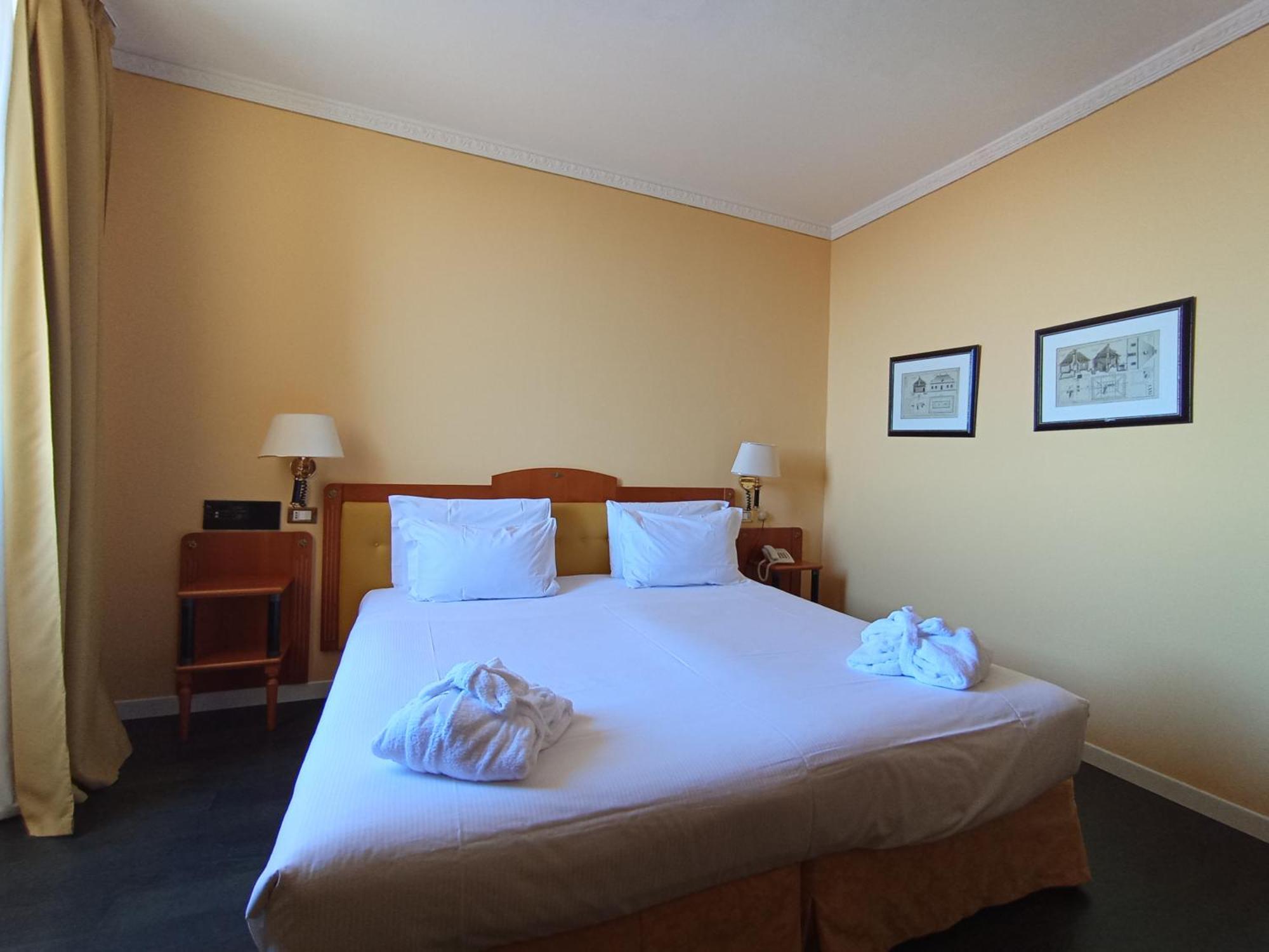 Greif Hotel Maria Theresia Trieste Exterior photo