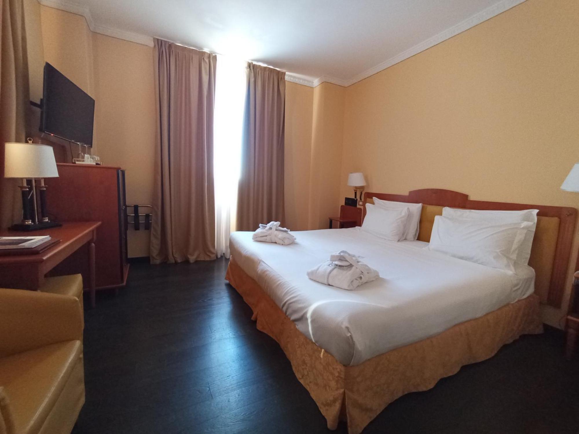 Greif Hotel Maria Theresia Trieste Exterior photo
